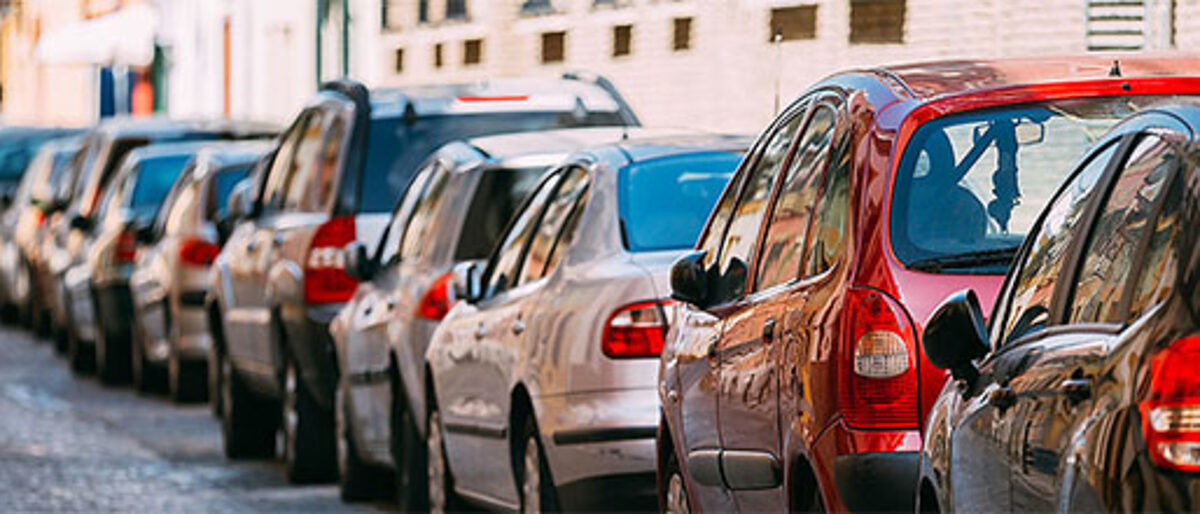 Parkende Autos Foto